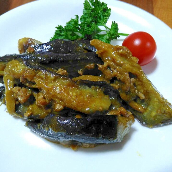 ご飯がすすむ♪ナスと豚ミンチのカレー粉炒め